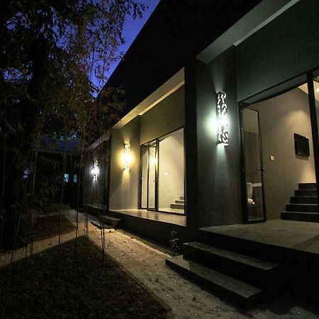 Hotel Latitude 13 Degrees Lilongüe Exterior foto